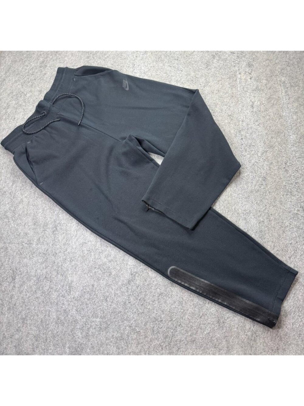 Nike Sportswear Tech Fleece Jogger Women L Black 27.5" CW4294